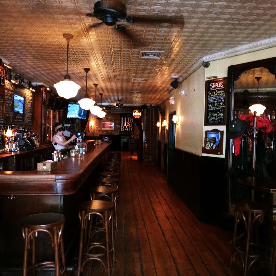 11th St. Bar 2
